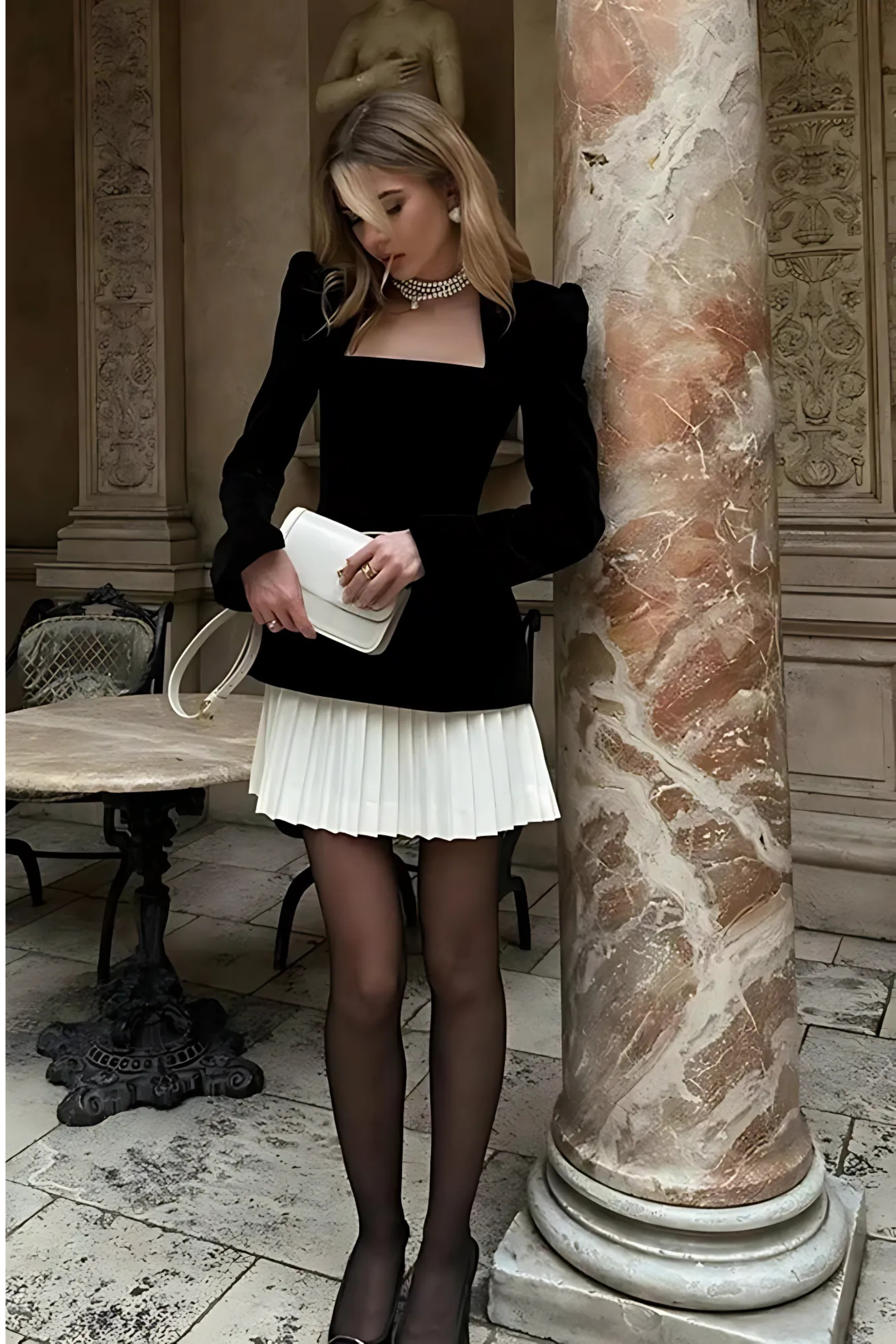OLIVIA - Short long-sleeved dress with pleats and button details