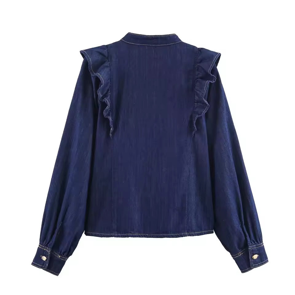 AMIRA – Denim Zweiteiler mit Rüschenbluse & Hose