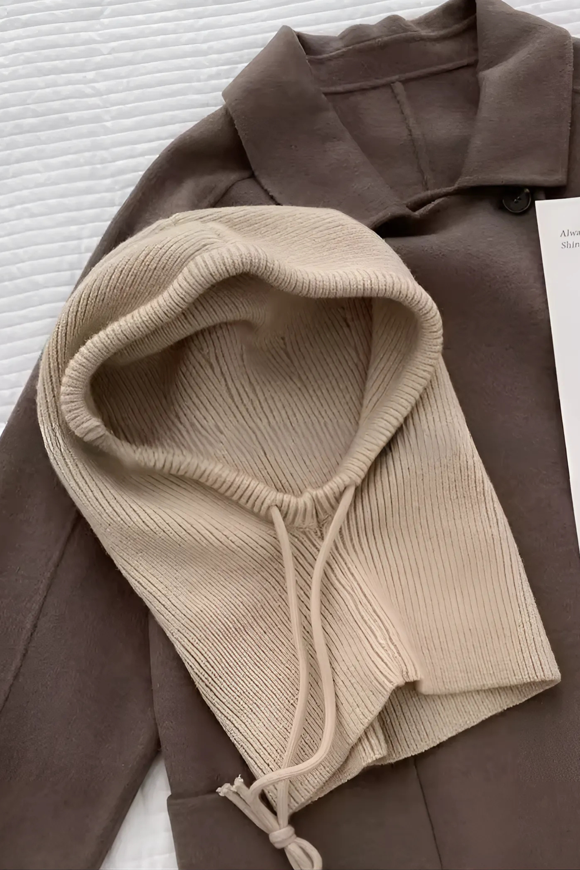 SORRA – 2-in-1 knitted hood for head and neck