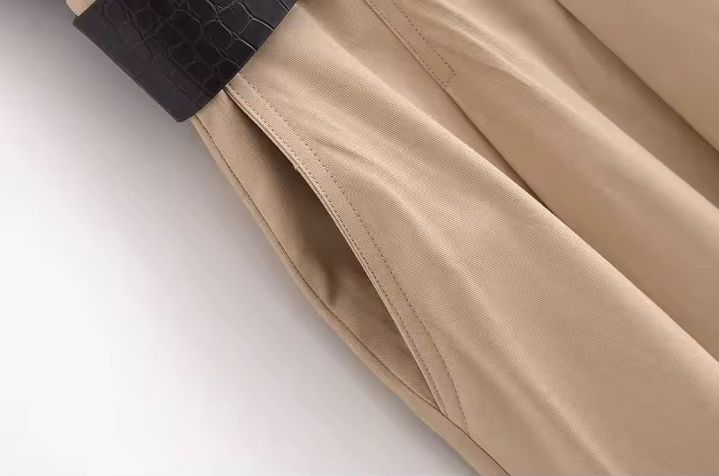 NIVA – Ärmelloses Midikleid mit Gürtel