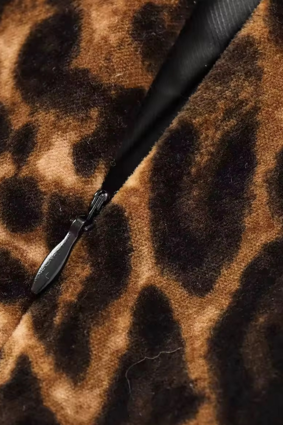 FRAN - Two-piece suit - blazer &amp; skirt in leopard print