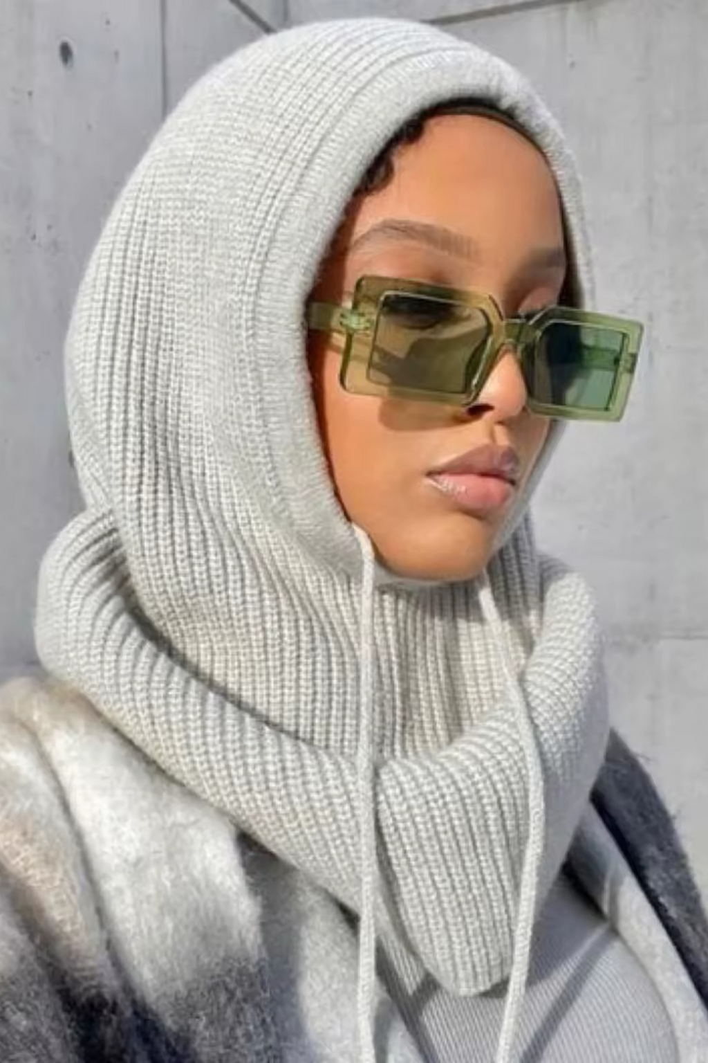 SORRA – 2-in-1 knitted hood for head and neck