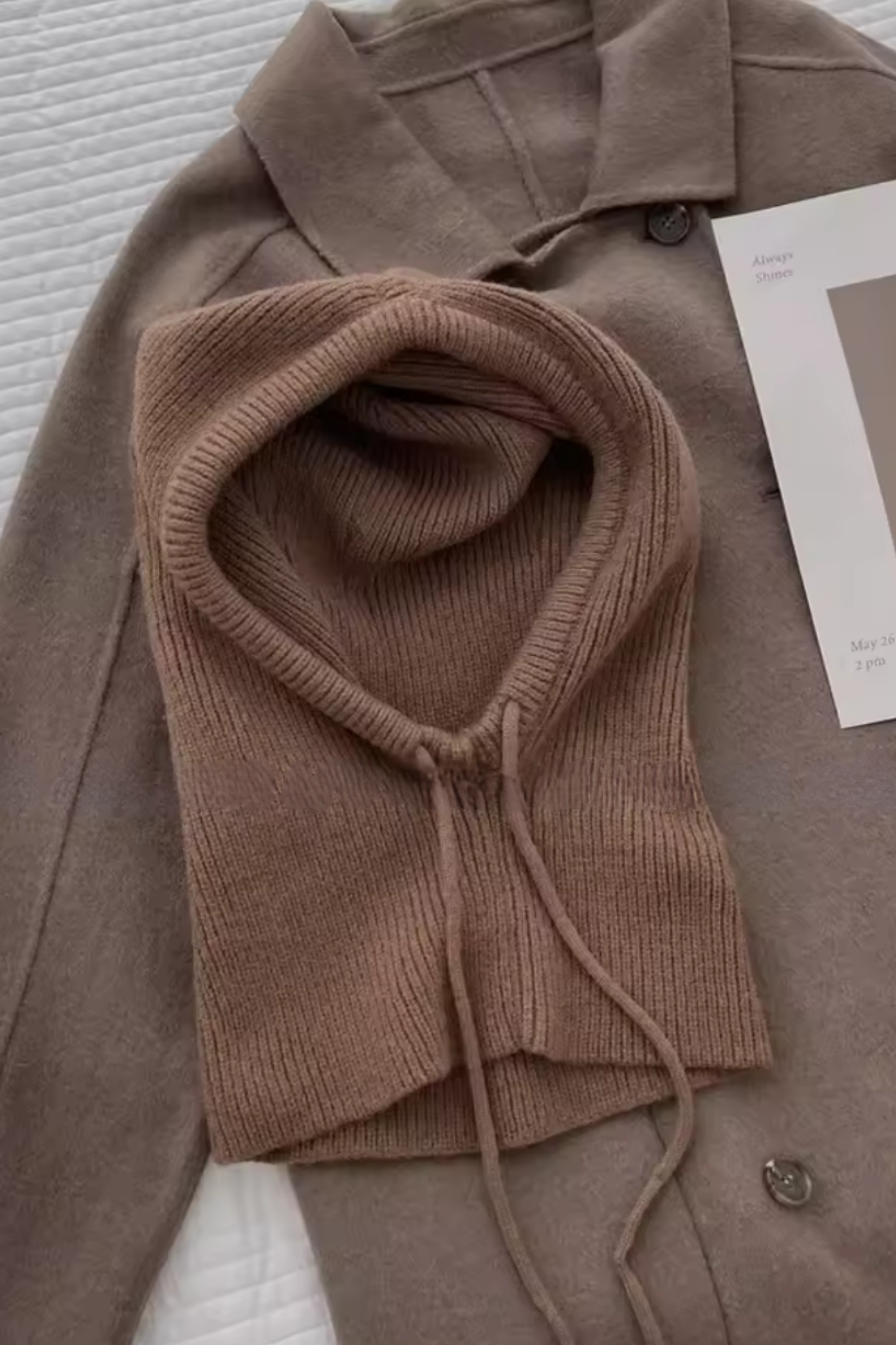 SORRA – 2-in-1 knitted hood for head and neck