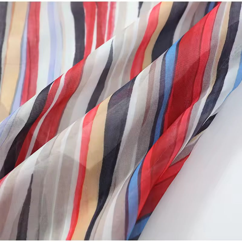 ZEPHYRA – Drapiertes Streifen-Maxikleid