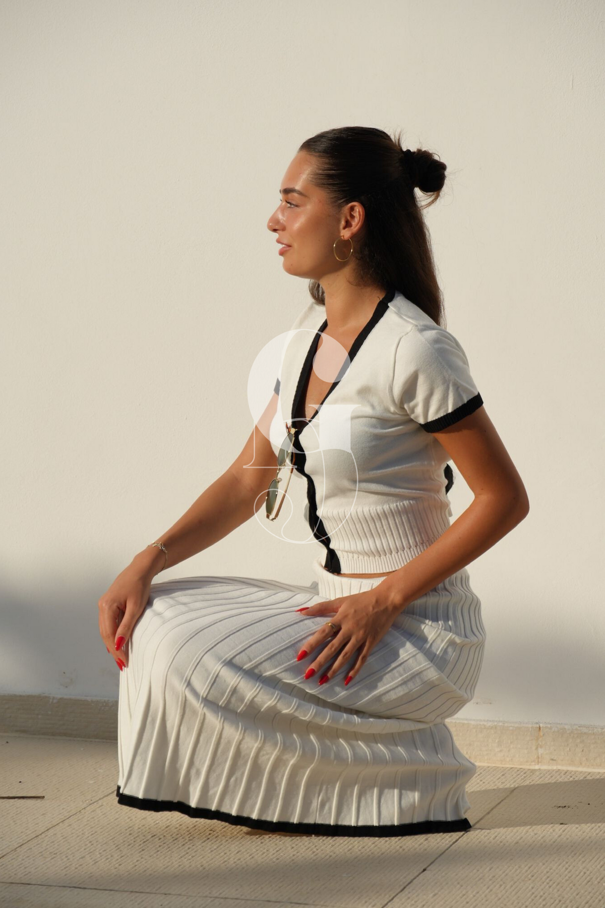 VIVIAN - Combi-set pleated skirt &amp; short-sleeved crop top